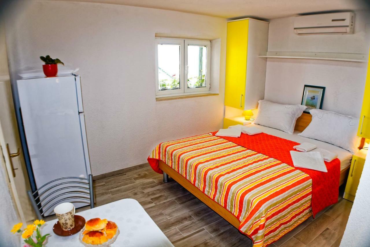 Studio Apartman Papic Drašnice Exterior foto