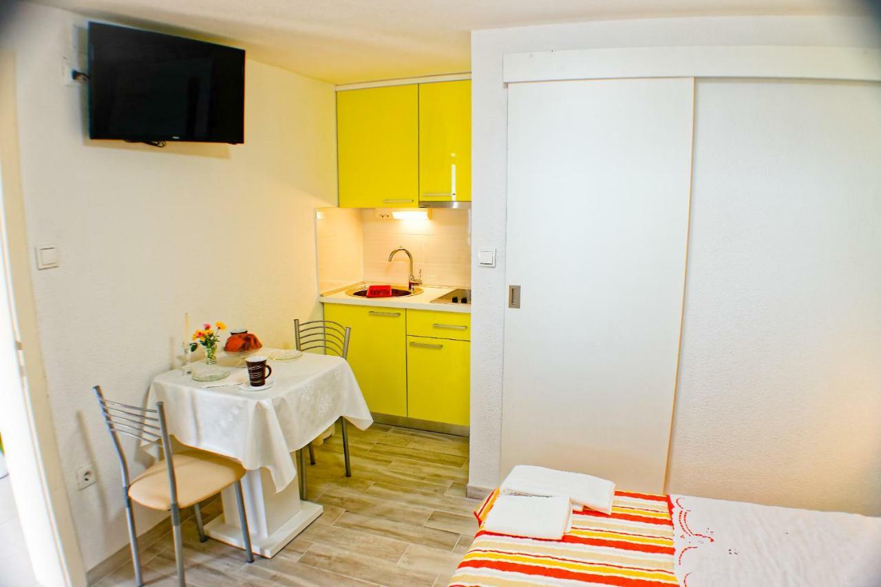Studio Apartman Papic Drašnice Exterior foto