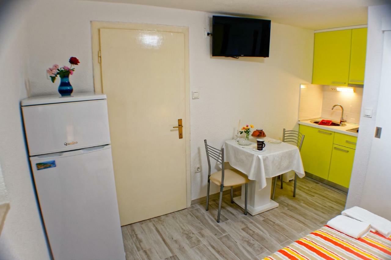 Studio Apartman Papic Drašnice Exterior foto
